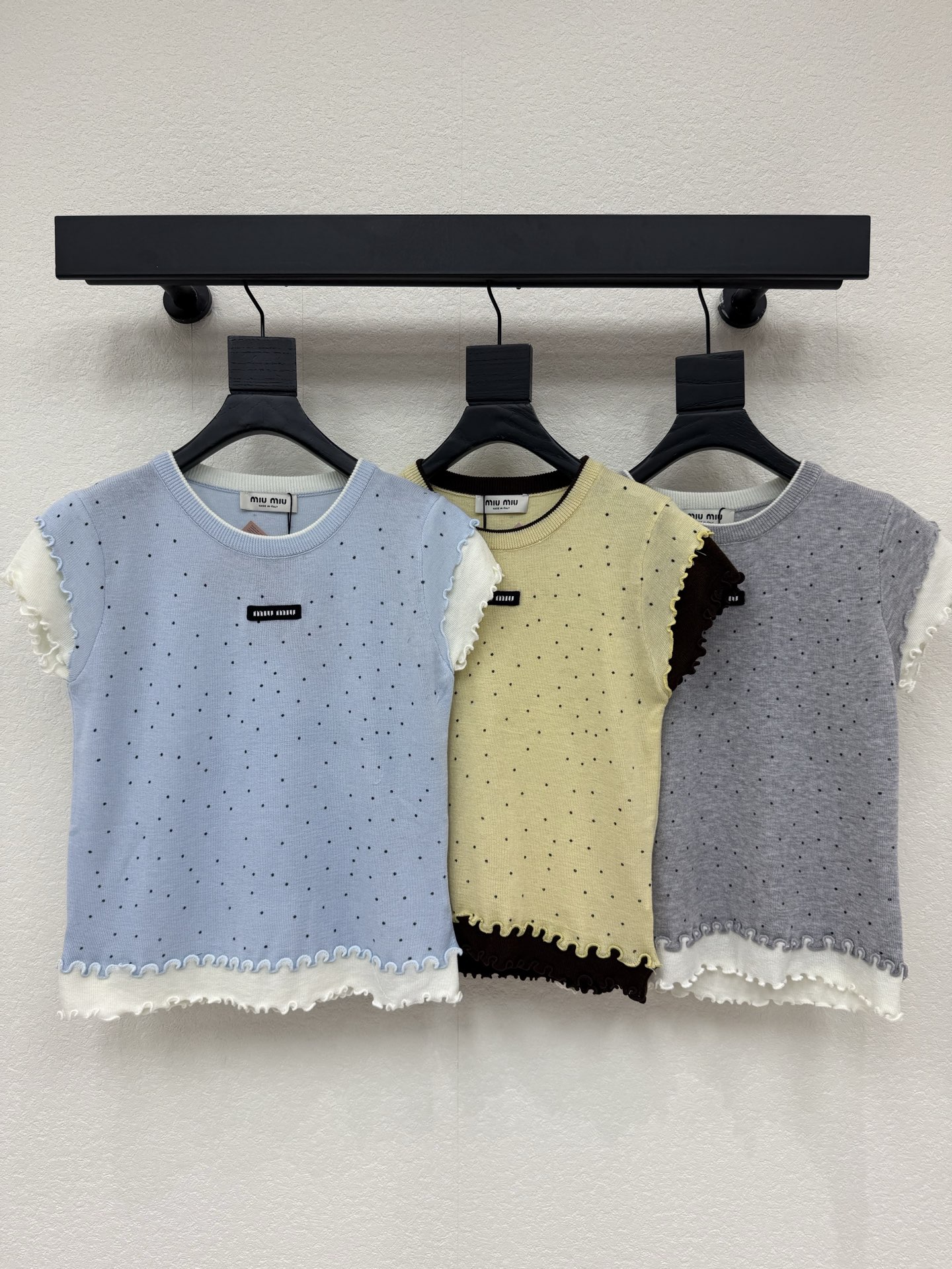 Women's short sleeves